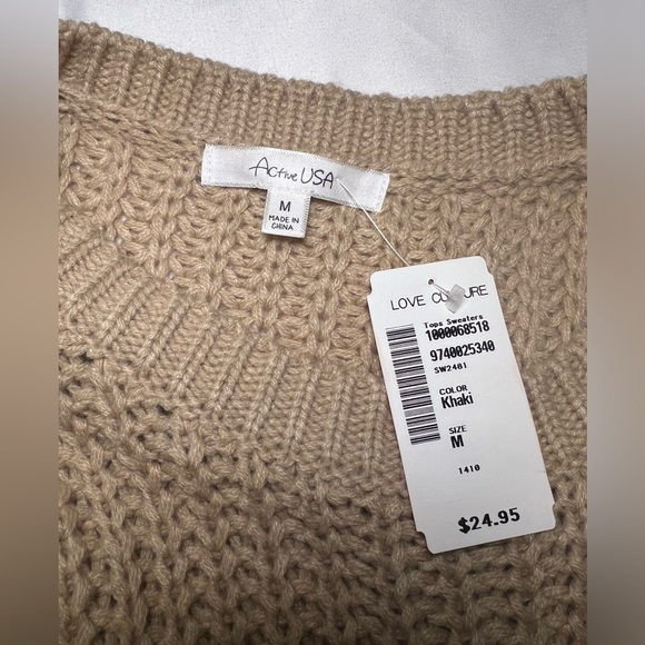 Unique long sweater. Never worn - Picture 4 of 5